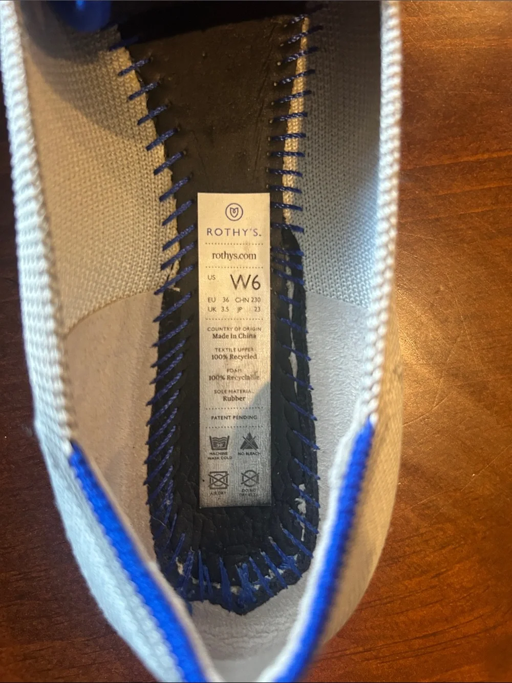 Rothy's Pointed Toe Knit Flats in Light Gray with Blue Trim